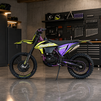 Moto tout-terrain professionnelle KR8 PR300 Enduro, refroidie par air, jaune et violette, pour adultes, avec livery de course.