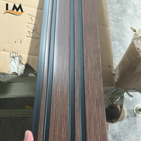Panneau mural cannelé 3D en polystyrène pour intérieur, texture bois, pour plafond