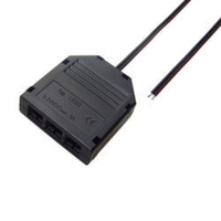 Konektor QUANWEI Plug and Play 2 Kutub Jantan Betina 12v Lampu LED Bawah Kabinet Port Multi Driver LED 3 Port Distri