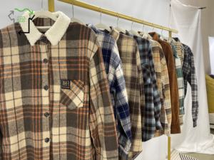 Chemises <span class=keywords><strong>d</strong></span>'<span class=keywords><strong>occasion</strong></span> en gros, chemises de seconde main, styles variés, doublure <span class=keywords><strong>d</strong></span>'hiver mixte, vêtements pour hommes et femmes, polyester/coton, haute qualité - Product Image 2