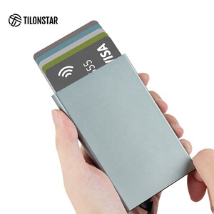 <span class=keywords><strong>Portafoglio</strong></span> <span class=keywords><strong>Porta</strong></span> <span class=keywords><strong>Carte</strong></span> di Credito Personalizzato Aziendale Compatto e Leggero in Alluminio con Meccanismo a Scatto - Product Image 2