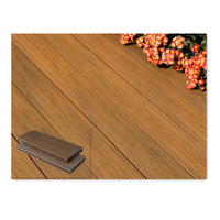 Jardin extérieur balcon terrasse aménagement paysager pont Composite