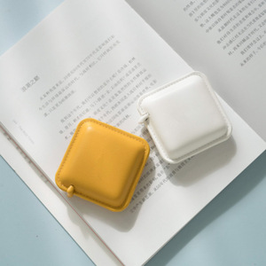 Cinta métrica cuadrada con estuche de cuero, bolsa de cuero para cinta métrica suave, regla para medir la altura de niños y bebés de 1.5m. - Product Image 2