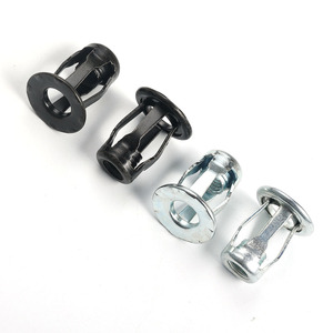 Tuerca remachable ciega tipo pétalo para fijación en pared hueca y contrachapado - Product Image 3