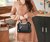 Nouvel Arrivage Designer Sacs à Main Femme en Cuir PU Tressé, Sacs Bandoulière Grossiste pour Dames, Sac à Main Femme Sac Croisé pour Femmes