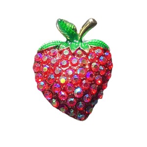 Broche fraise mignonne unisexe en strass, accessoire vestimentaire pour fêtes, occasions décontractées et mariages - Product Image 6