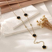 Ensemble de bijoux en acier inoxydable à la mode en or 18 carats pour femmes