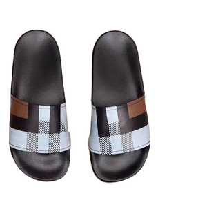 Sandalias de Verano de Alta Gama para Interiores, Planas y Modernas, para Baño, Ducha, Uso Diario en Casa, Pantuflas Originales con Plataforma - Product Image 5