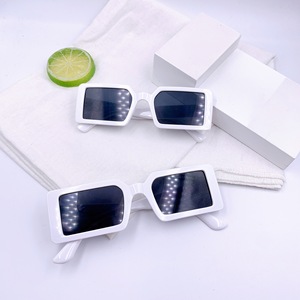 Moda Retro 1 Juego 2 piezas Gafas de sol cuadradas Ligero Cómodo Anti-Radiación para niños Mamá Perfect Baby Me Accesorio - Product Image 4