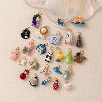 Hongtong AC-390 Novedad: Encantadores dijes de animales (conejo, cerdo) de moda y delicados, ¡gran éxito de ventas! Ideales para la creación de collares DIY.