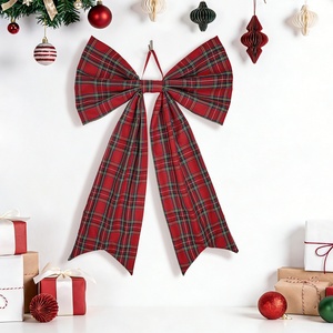Nueva Decoración Navideña Transfronteriza, Lazo Grande de Tela de Poliéster a Cuadros Rojos, Decoración Navideña para Colgar en el Árbol - Product Image 1