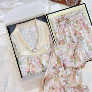 Conjunto de Pijamas Personalizados HUOYOUNG <span class=keywords><strong>para</strong></span> Mujer, Pijamas Femeninos Suaves de 3 Piezas, Conjunto de Pijamas de Seda Satén con Estampado Floral por Sublimación - Product Image 1