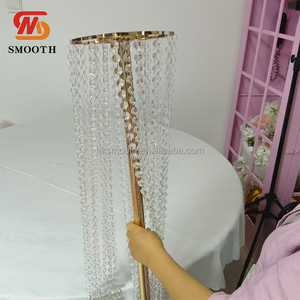 Soporte de Flores con Cuentas de Hierro para Decoración de Bodas y Eventos - Product Image 3