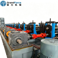 Machine de profilage rapide pour canaux en C avec unité de poinçonnage indépendante, boîte de vitesses, entraînement par arbre universel et découpe en vol