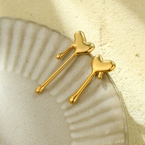 Boucles d'oreilles en or à coeur Unique à la mode pour les femmes à la mode Vintage bijoux en acier inoxydable boucles d'oreilles pour les fêtes - Product Image 3