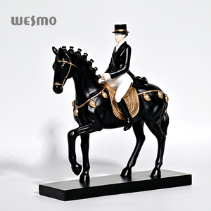 Arte moderna figura scultura personalizzato armadietto del vino di lusso resina cavalleresco Design ornamenti Desktop - Product Image 1
