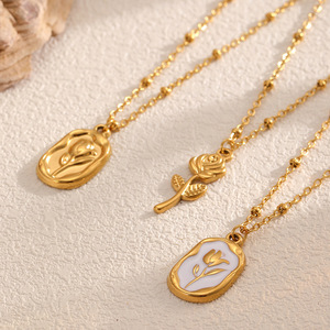 <span class=keywords><strong>Collana</strong></span> con ciondolo a forma di rosa vuota con motivo geometrico irregolare a <span class=keywords><strong>tulipano</strong></span> e gocciolante <span class=keywords><strong>collana</strong></span> con ciondolo a forma di olio con conchiglia bianca placcato in oro - Product Image 3