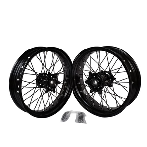 Juego de Ruedas Supermoto CNC 7116-T6 de Aluminio de 17 Pulgadas y 3.5 para <span class=keywords><strong>Suzuki</strong></span>, Piezas de Motocicleta Todoterreno, Llantas y Buje - Product Image 2