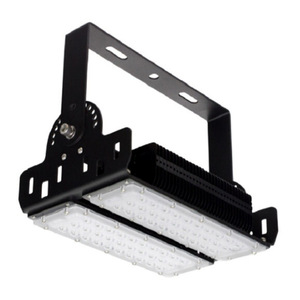 Reflector LED ZY8102D de 200W 5000K con Soporte de Aluminio, Módulo Cuadrado para Iluminación de Túneles - Product Image 2