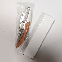Tire-bouchon de Sommelier Haut de Gamme avec Manche en Bois, Étui en Cuir et Coffret Cadeau – Ouvre-Bouteille en Acier Inoxydable pour Bar et Restaurant