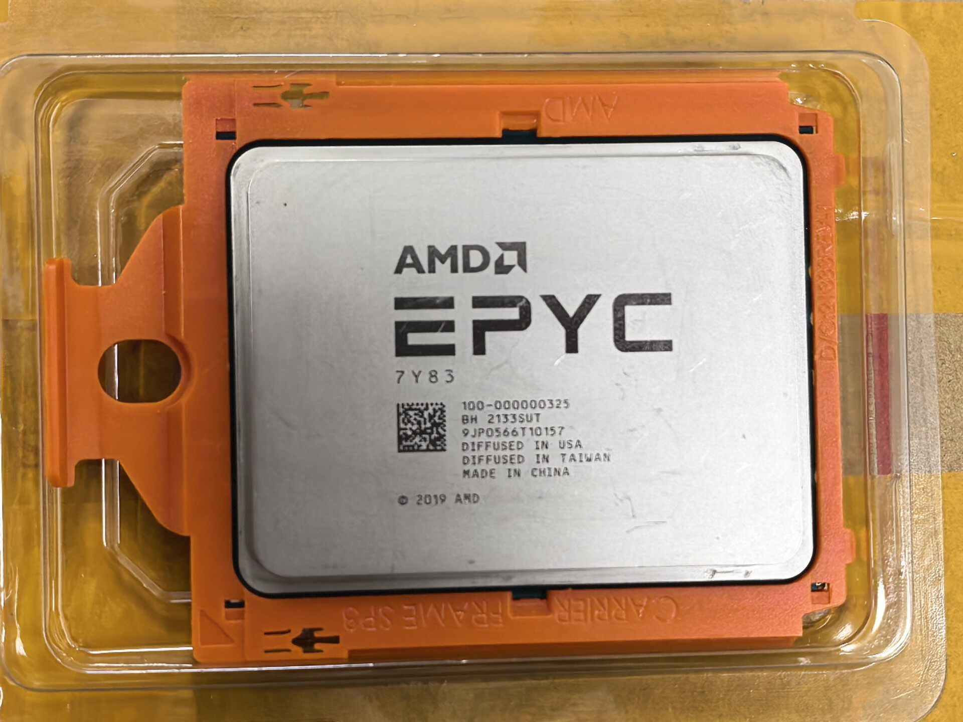 AMD EPYC 7Y83