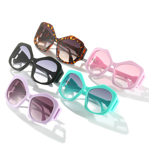 Sunway Eyewear New Trendy Y2K Big Frame Oversized Futuristic Custom Logo Ladies Shade Women <b>Sunglasses</b> - Product Image 2