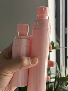 <span class=keywords><strong>Spray</strong></span> fissante <span class=keywords><strong>viso</strong></span> di alta gamma a lunga durata con <span class=keywords><strong>protezione</strong></span> <span class=keywords><strong>solare</strong></span>, finitura opaca, impermeabile, anti-trasferimento, SPF30. - Product Image 2