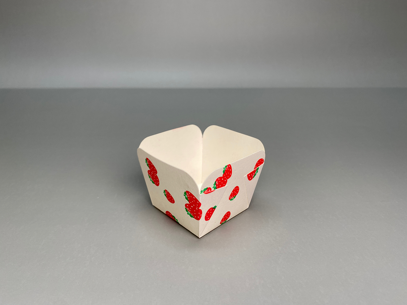 Custom Logo Square Baking Cups Food Grade PE Lined Disposable Paper Cups for Bakery Eco Friendly Packaging