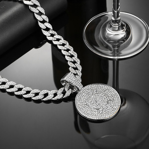 Collana da Uomo con Ciondolo Scarface Placcato Oro, Stile Hip Hop, Logo 3D Personalizzato, Catena Cubana Grande 20mm in Lega - Product Image 3