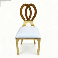 Chaise moderne en acier inoxydable doré avec dossier en forme de cœur, siège rembourré blanc, mobilier de salle à manger VIP pour mariage