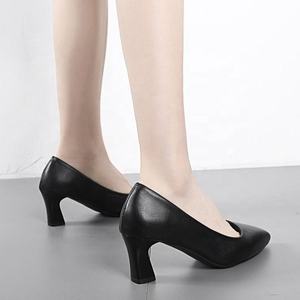 Nuove Scarpe da Donna in Pelle Primavera 2026, Punta Affusolata, <span class=keywords><strong>Tacco</strong></span> <span class=keywords><strong>Medio</strong></span> Chunky, Scarpe da Ufficio Nere Formali - Product Image 4