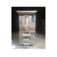 Machine d'emballage automatique de sachets en plastique de 3 à 10 L pour jus, eau, lait et huile avec remplissage et scellage de haute précision