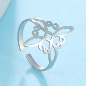 Anello con nodo da strega in acciaio inossidabile con apertura soprannaturale anello regolabile con nodo celtico da donna - Product Image 3
