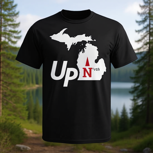 T-Shirt Promozionale con Design per Chi è Nativo del Michigan, Appassionato del Michigan, del Nord dello Stato - Product Image 3