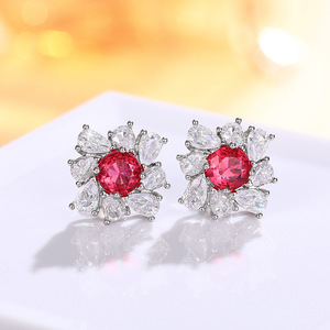 Eleganti Orecchini a Perno a Forma di Goccia Rossa per Donne, Accessori Floreali per Uso Quotidiano - Product Image 6