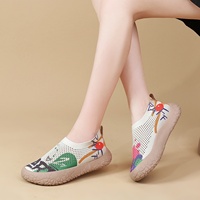 Baskets respirantes en maille pour femmes printemps-été, semelle souple, chaussures de marche décontractées colorées, antidérapantes, légères et plates