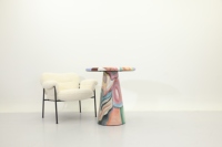 Table basse personnalisée de style scandinave pouf élégant peint à la main avec vivacité colorée divertissement à domicile salon