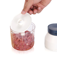 Vente chaude Portable Électrique Mini Robot Culinaire Contrôle Manuel Légumes Hachoir Sauce Mélangeur Broyeur Glace Rasoir Fonction