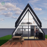 Chalet de 30 m² au design unique avec lit mezzanine, cabane préfabriquée dans les bois, maison en A-frame en Espagne
