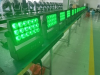 Luz LED para Exteriores IP65 con Batería, 18*20W RGBWAUV, Efecto Wash, Control DMX Inalámbrico por Wifi, para Fiestas, Eventos, DJ, Discotecas, Bodas