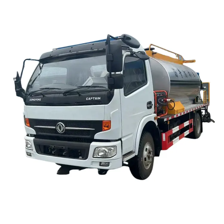 China Dongfeng 6ton Bitumen Asfalt Distributeur Vrachtwagen 4X2 Asfalt Sproeier Vrachtwagens Te Koop