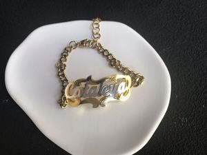 Braccialetti con Doppia Targhetta Personalizzabile in Acciaio Inox, Catena Cubana Bicolore, Regalo per Donne - Product Image 3