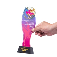 Trophée en cristal personnalisé en gros, récompense musicale et de danse, emblème en métal doré gravé, prix du gagnant en cristal transparent avec base noire, logo OEM
