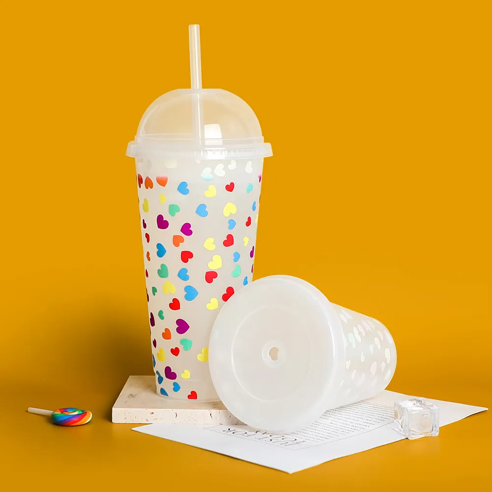Hart Bulk Herbruikbare Groothandel Tumbler Sets Clear Kids 24 Oz Plastic Koude Koffie Kleur Veranderende Cup Met Deksels En Rietjes