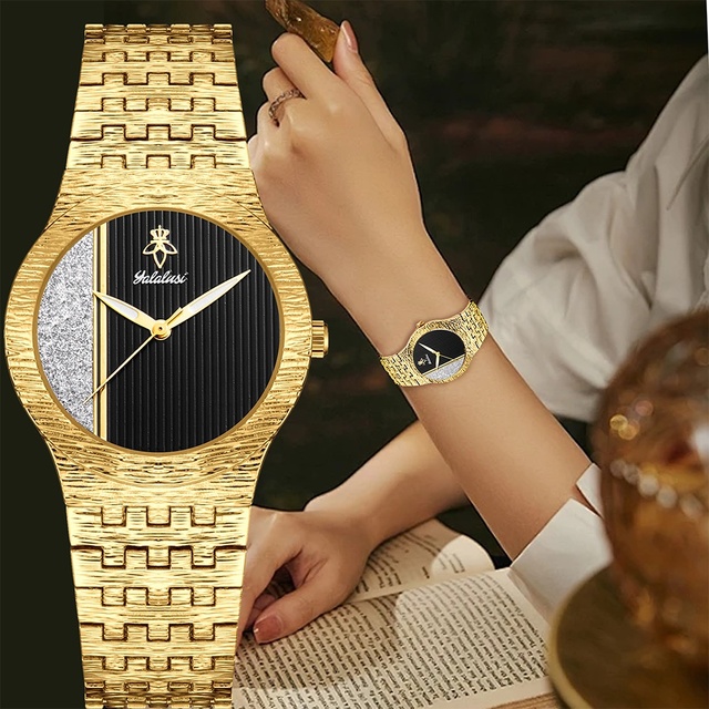Women's Fashion Quartz Watch with Starry Sky Dial-Alloy Case & Bracelet Waterproof Analog Timepiece for Daily Wear