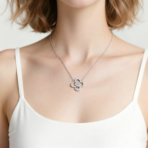 Collar con Colgante de Flor de Fábrica, Plata de Ley 925, Bañado en Rodio, Corte Brillante Redondo, Engaste de Garra, Cadena Clásica para Mujer - Product Image 6