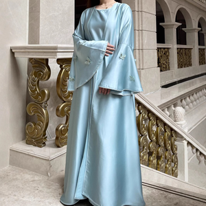 Wholesale 3D Butterflies Embroidery Flare Sleeve Muslim Dress Dubai Wedding <b>Kaftan</b> Bridal Satin Abaya - Product Image 3