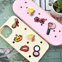 Accessoires de décoration pour chaussures unisexe en PVC souple, breloques pour sabots, outils de maquillage DIY (rouge à lèvres, fard à paupières)