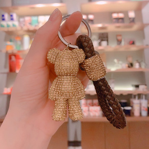 Venta al por mayor llavero completo de diamantes de imitación diamante dibujos animados oso personalizado diamante llavero brillo diamantes de imitación oso llavero - Product Image 3