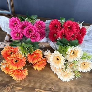 Fleur de marguerite artificielle haute <span class=keywords><strong>simulation</strong></span> de 40 cm, bouquet de 7 têtes de gerbera artificielles pour la décoration de mariage, de maison ou de vitrine - Product Image 4
